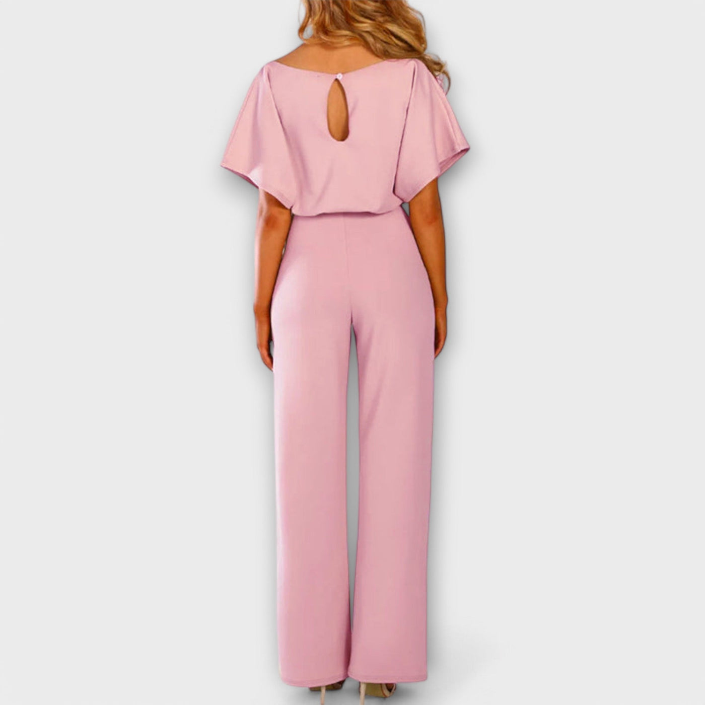 Stijlvolle en eenvoudige jumpsuit